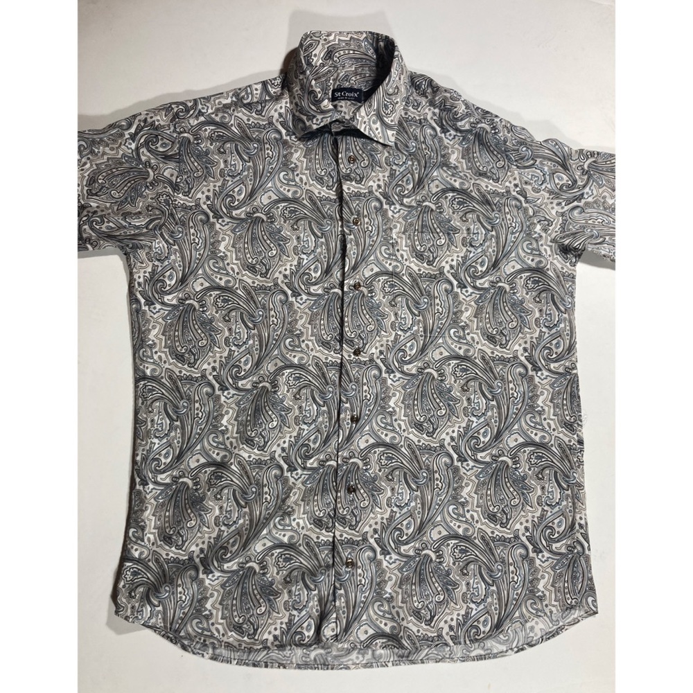 St. Croix men’s button down shirt. Size large.